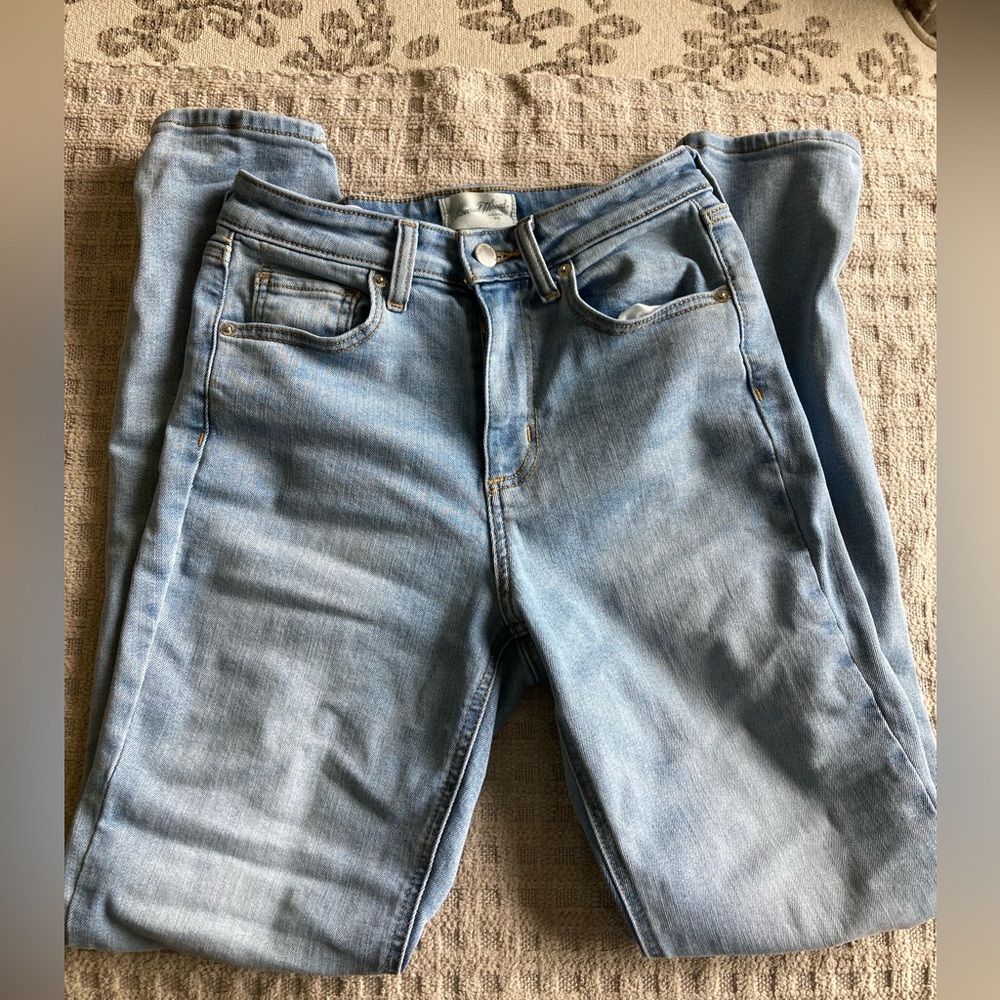 Women’s Universal Thread High Rise Everyday Skinny Jeans EUC Size 6